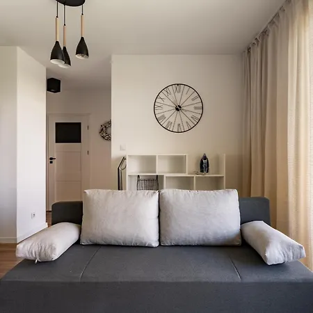 Point By Bookinghost Appartement
