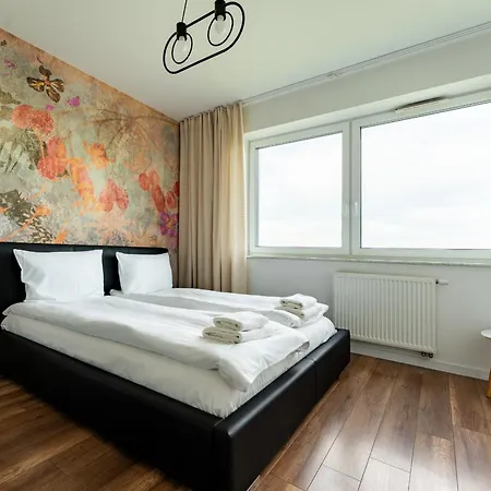 Point By Bookinghost Appartement Reda